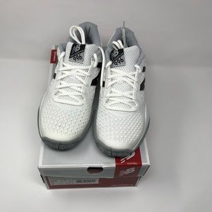 BRAND NEW New Balance Women’s Sneakers